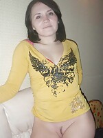mature showing pussy